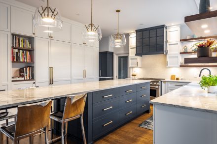 Cuisine en Fibres à densité moyenne.