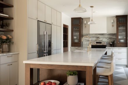 Cuisine de style traditionnel créée par Ateliers Jacob 