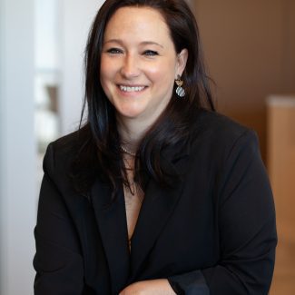 Portrait de Julie Primeau, designer cuisine chez Ateliers Jacob